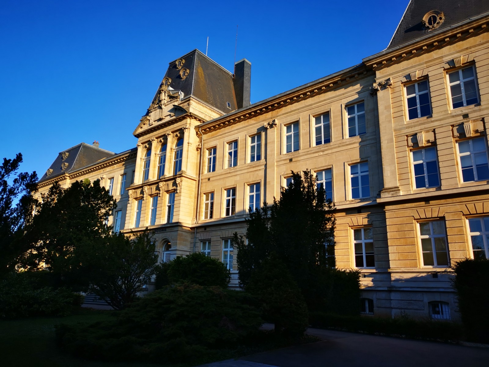 LGE bâtiment 2021 (2)