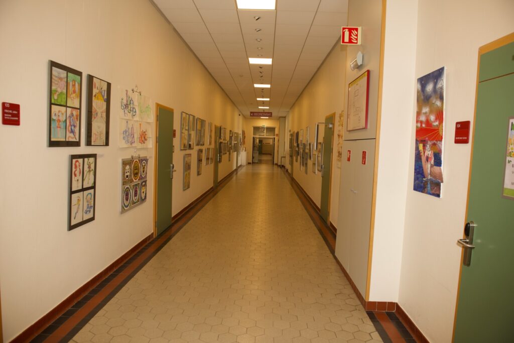 2026-09 Studio71 Les élèves s'exposent (5)