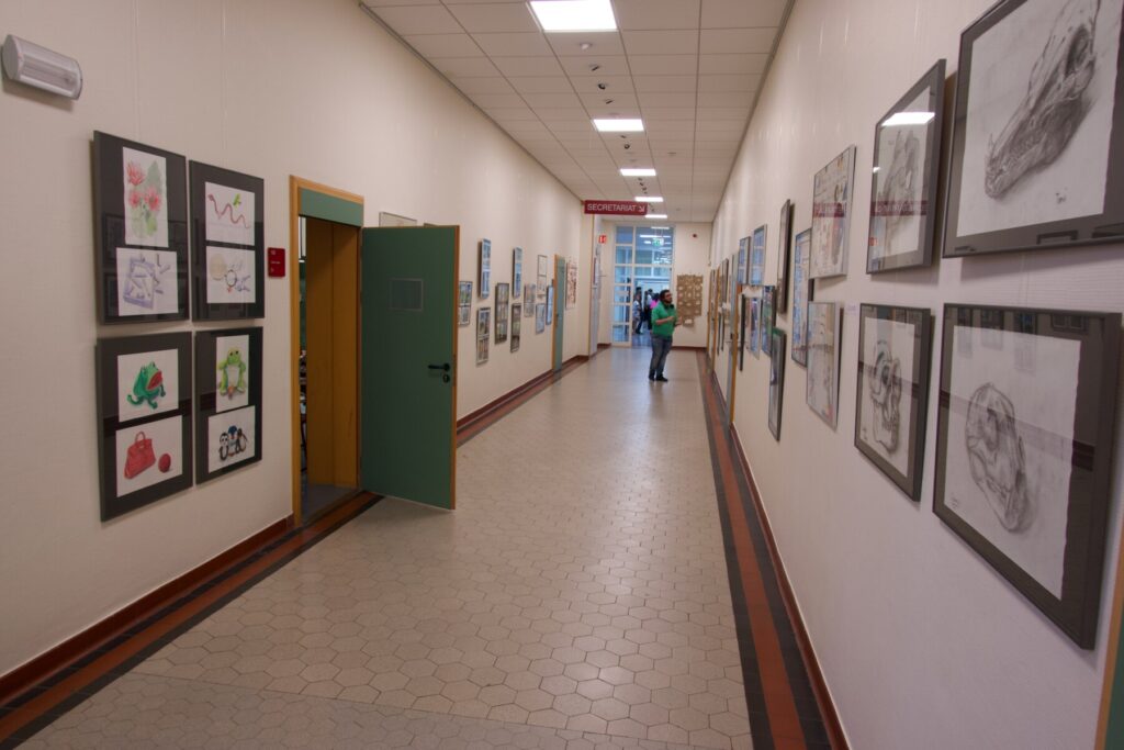2026-09 Studio71 Les élèves s'exposent (84)